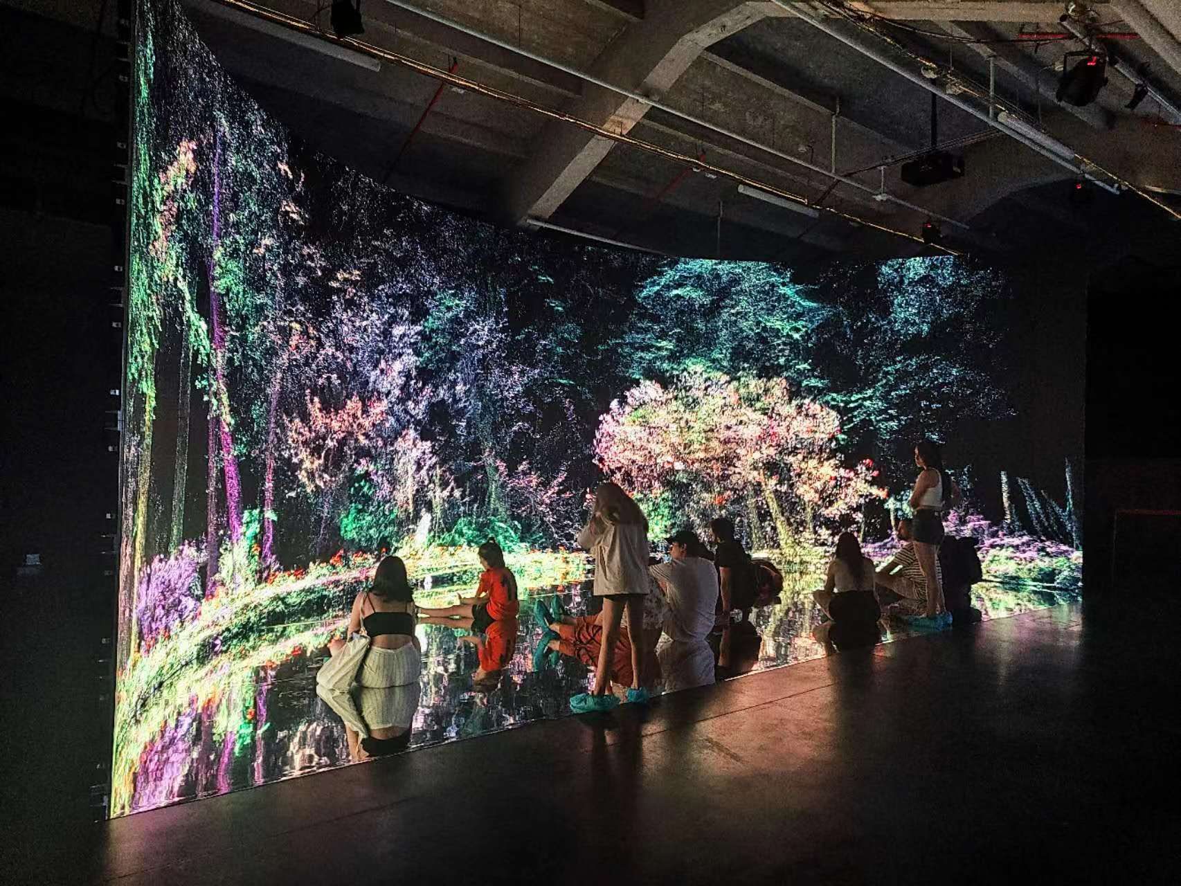 數字東方，驚艷馬德里 深圳原創數字藝術展點亮“城市之夏”